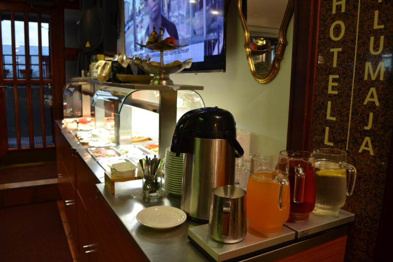 Alex Maja Hotel ปาร์นู ภายนอก รูปภาพ